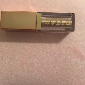 Stila shimmer and glow